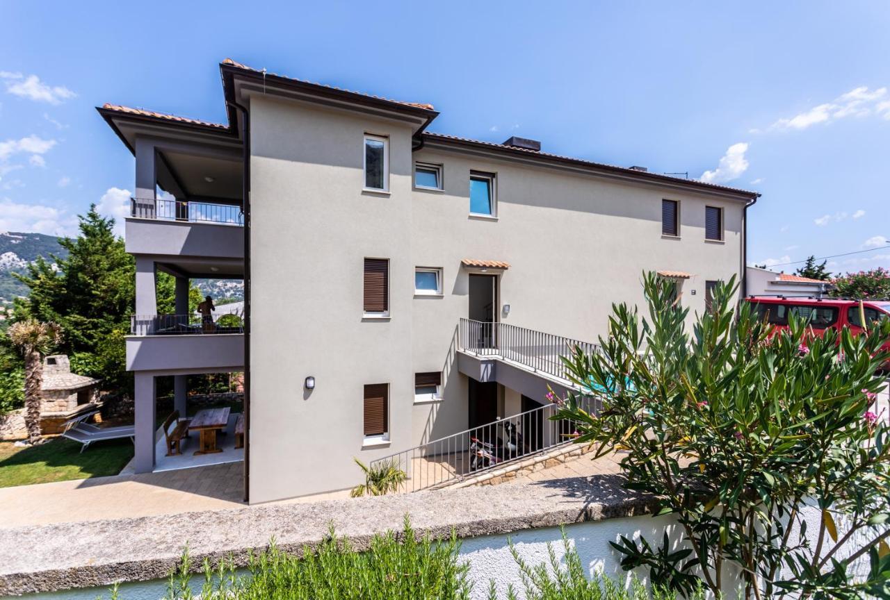 Apartments Vugrinec With Terrace Baška Dış mekan fotoğraf